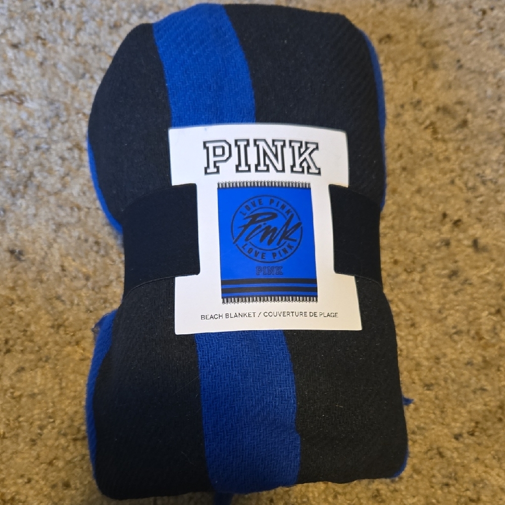 PINK Victoria's Secret Black and Blue Casual Socks